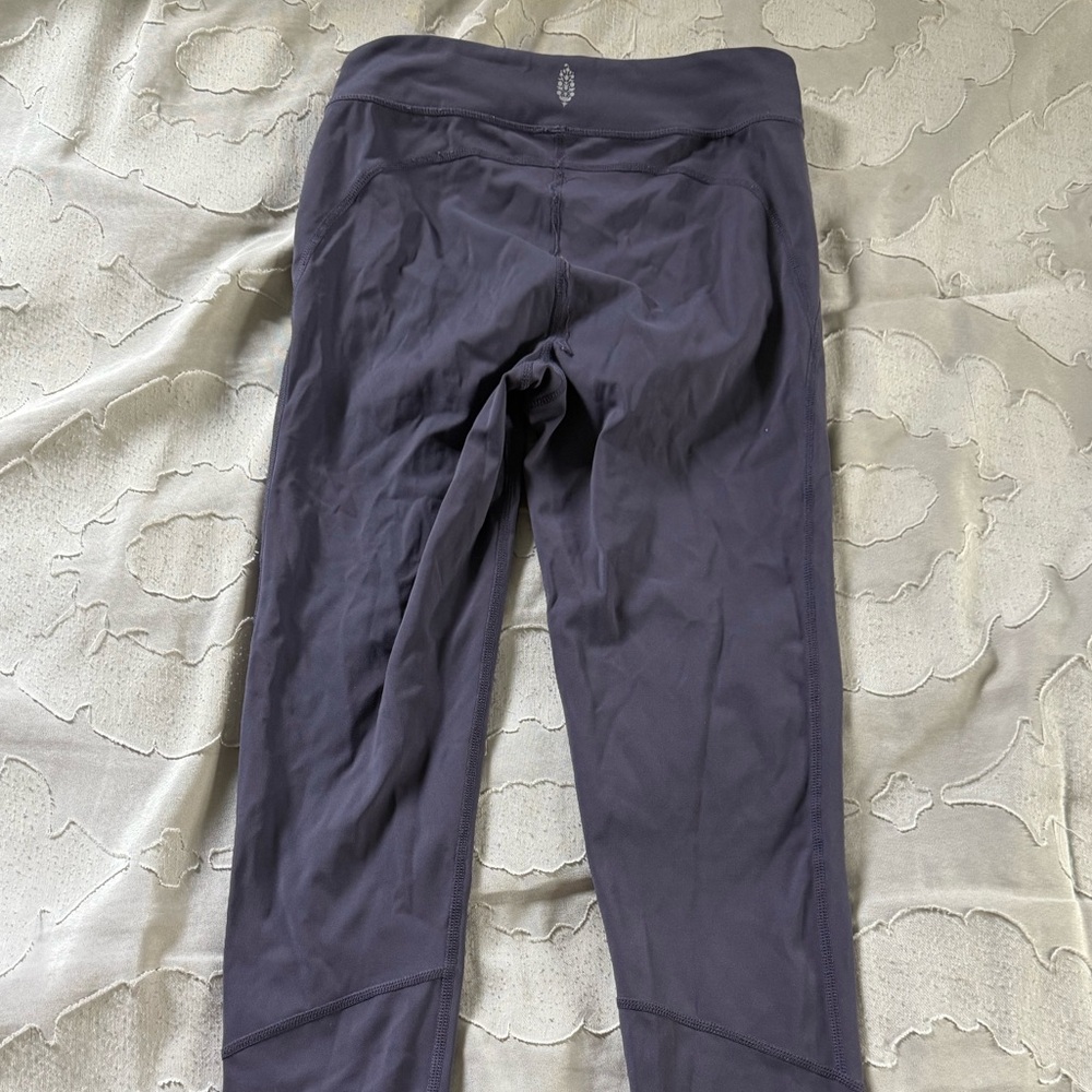 Free People Movement Taupe Purple  Leggings with Ankle Cutout Detailing Size XS